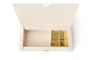 Krabička béžová 4 kusy + mini tabulka